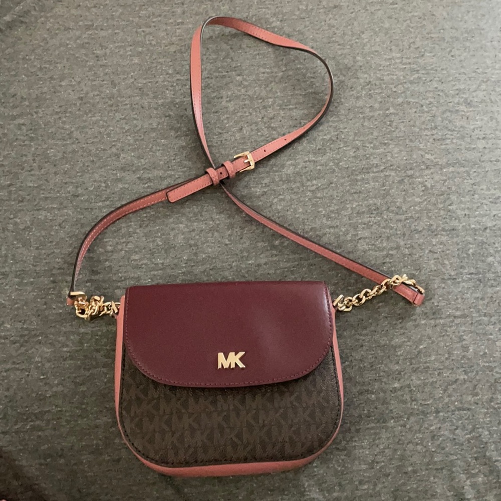 Small, Burgundy/Blush Michael Kors Purse